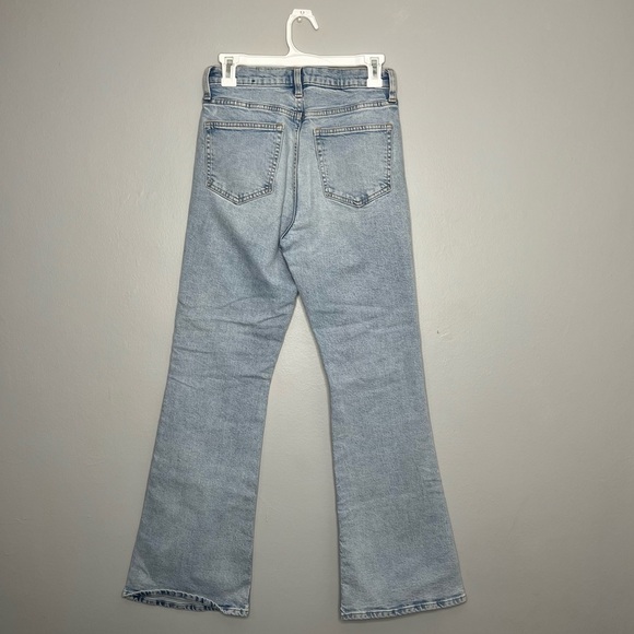 Gap ‘70s Flare High Rise Light Wash Distressed Denim Jeans Z - Picture 6 of 9